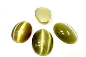 Vintage Swarovski Light Olive Crystal Cabochons, Vintage Oval Flat Backs (20x14 mm)