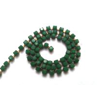 10 SS Rhinestone Chain Vintage Glass Pressed Chatons Light Emerald Opaque 2.8 mm 1/2/5/15 Meters vintage findings, strass chains, craft