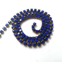 6 SS Rhinestone Chain Vintage Glass Pressed Chatons Opaque Royal Blue 2mm 1/2/5/15 Meters vintage findings, strass chains, craft supplies