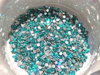 10/12SS Swarovski Flatbacks in Blue Zircon Chaton Roses 2088 (2.9mm) Made in Austria 144/720/1440 Pieces Nail art decoration