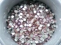 16SS Swarovski No-Hotfix Flatbacks in Vintage Rose Chaton Roses 2088 (4mm) Made in Austria 72/288/720 Pieces Nail art decoration