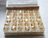 Swarovski 5603 (8 mm) Graphic Cube Crystal 12/36/72/144 Pieces Peridot/Aquamarine/Golden Shadow premium vintage beads, wedding embellishment