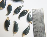 Vintage styled Chili Handmade Dangle in glass 25 mm long in Opaque Dark Gray (6 pieces)