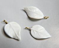 6 Iridescent White Glass Leaf Drop Beads With Embedded Loop 35 x 17 MM