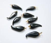 Vintage styled Chili Handmade Dangle in glass 25 mm long in Jet Black (6 pieces)