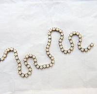 18pp Swarovski Vintage Chain in White Alabaster (2.5mm) 0.5/1/2/5 Meters Brass Settings Wedding Bridal Supplies|Jewelry Making|Decoration