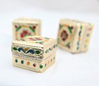 Little Metal covered vintage styled square gift box, hand painted pack