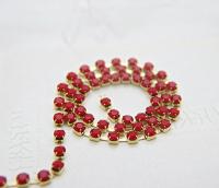 16 SS Rhinestone Chain Swarovski in Dark Red Coral 4mm 0.5/1/2/5/15 Meters vintage findings, strass chains