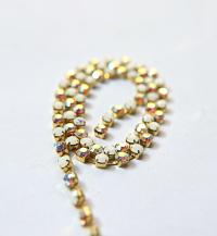 16 SS Rhinestone Chain Swarovski in White Alabaster & Crystal AB 4mm 0.5/1/2/5/15 Meters vintage findings, strass chains, premium findings