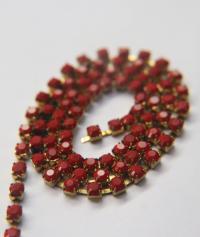 16 SS Rhinestone Chain Vintage Glass Pressed Chatons Burnt Rust Opaque 4mm embroidery materials, craft vintage findings , native beadings