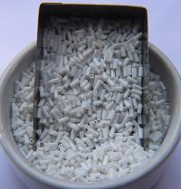 True Cuts Size 2 (2x4mm) Bugle Beads 5/10/20/50/250/500 Grams Chalk White Preciosa Ornella loose tube beads, embroidery materials