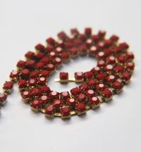 16 SS Rhinestone Chain Vintage Glass Pressed Chatons Burnt Rust Opaque 4mm embroidery materials, craft vintage findings , native beadings