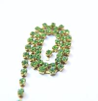 18ss Swarovski Rhinestone Chain in Peridot (4.2mm) 0.5/1/2/5 Meters Bridal Supplies vintage findings, strass chains, jewelry making