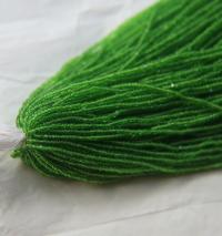13/0 Hanks Charlotte Cut Beads 50430 Transparent Lime 1/5/25/50/100 Hanks 1.6mm glass beads, jewelry supply, findings, craft supply