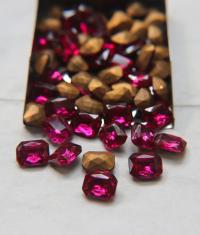 Vintage Swarovski Fuchsia Octagon rare Fancy Stone 10mm x 8mm 12/36/144 Pieces gemstones, jewlery making, color zirconium