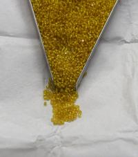 11/0 Charlotte Cut Beads in White Lining in transparent colors (23 Colors) 10/20/50/250/500 Grams PREMIUM SEED BEADS, native supply