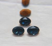 Vintage Swarovski 14x10 mm Crystal Montana (207) Oval Shape Premier Crystal Rhinestones gemstones