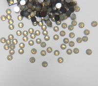 16SS Swarovski vinatge Flatbacks in Sand Opal Chaton Roses 4mm Made in Austria Nail art jewelry making supply decoration