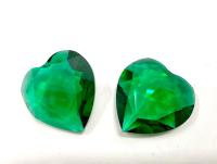 Swarovski Vintage 4827 Heart Rhinestones 28 mm in Emerald unfoiled fancy stones jewelry making