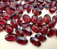 Vintage Swarovski 6X4 mm 4120 Oval Shape Crystal Rhinestones in Burgundy unfoiled gemstones jewlery making color zirconium