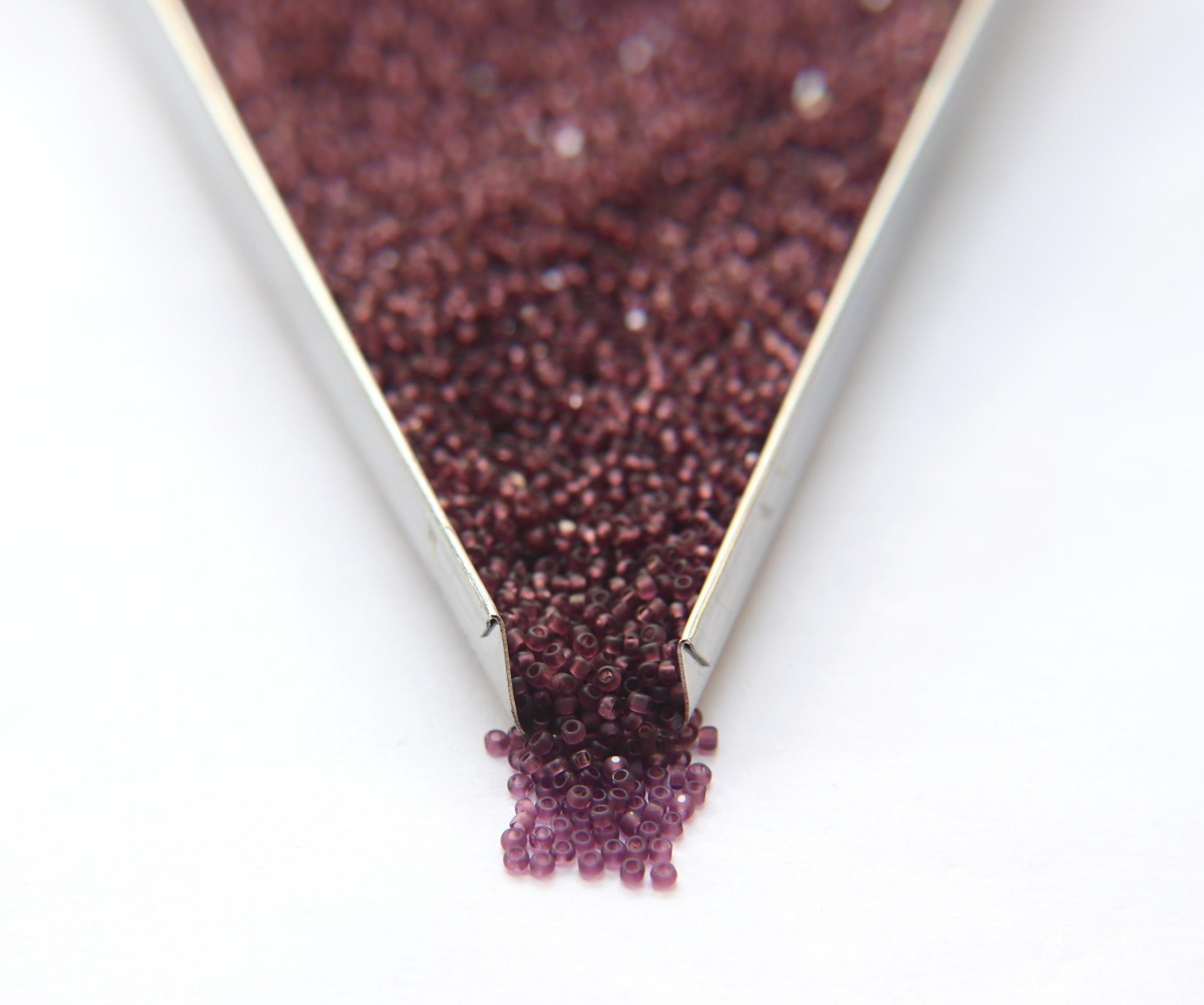 11/0 Charlotte true Cut Beads MATT Amethyst Loose Beads 10/20/50/250/500 Grams premium seed beads, vintage findings, embroidery
