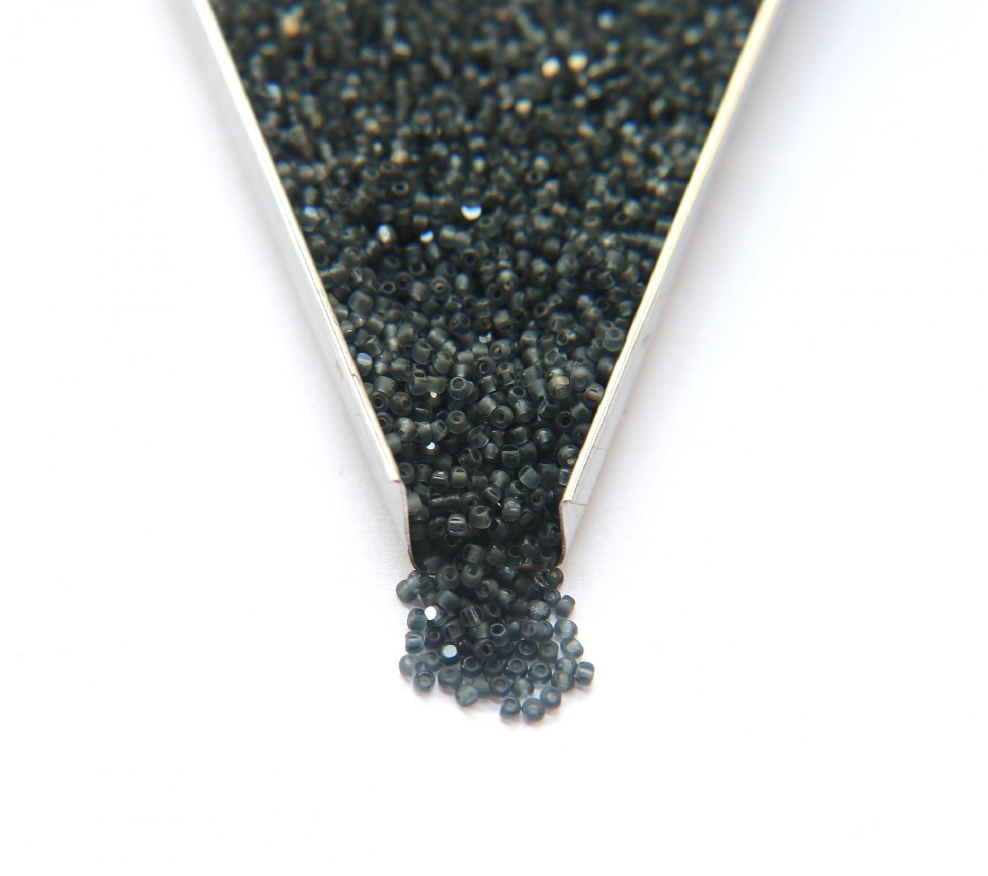 11/0 Charlotte true Cut Beads MATT Black Diamond Loose Beads 10/20/50/250/500 Grams premium seed beads, vintage findings, embroidery