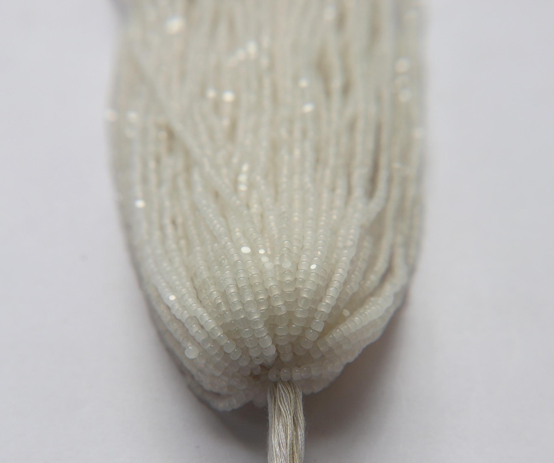 11/0 Hanks Charlotte Cut Beads White Opal 1/5/25/50/100 Hanks 2.0mm glass beads, jewelry supply, findings, craft supply, vintage bead