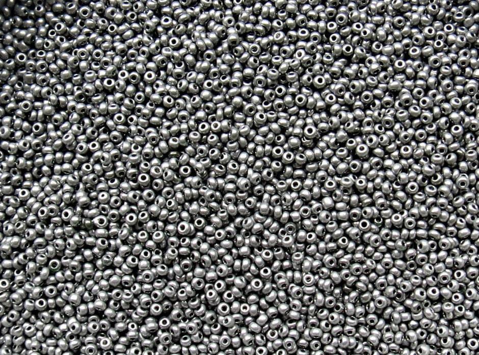 16/0 Micro Seed Beads 1.4 MM 10/20/50 Grams Metallic Silver