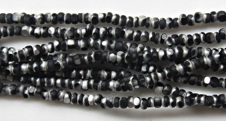 11/0 Charlotte true Cut Beads Patina Frosted Jet Black Silver 10/20/50/250/500 Grams 1300 Pieces loose beads, embroidery materials, vintage