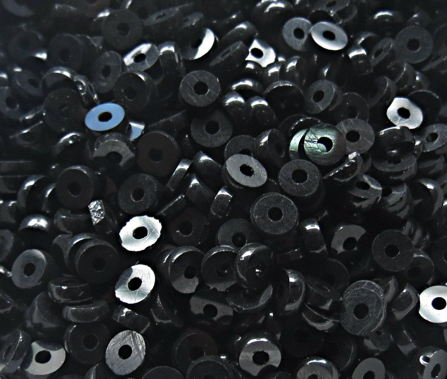 5MM Glass Sequins High Glaze Jet Black 5/10/20 Grams
