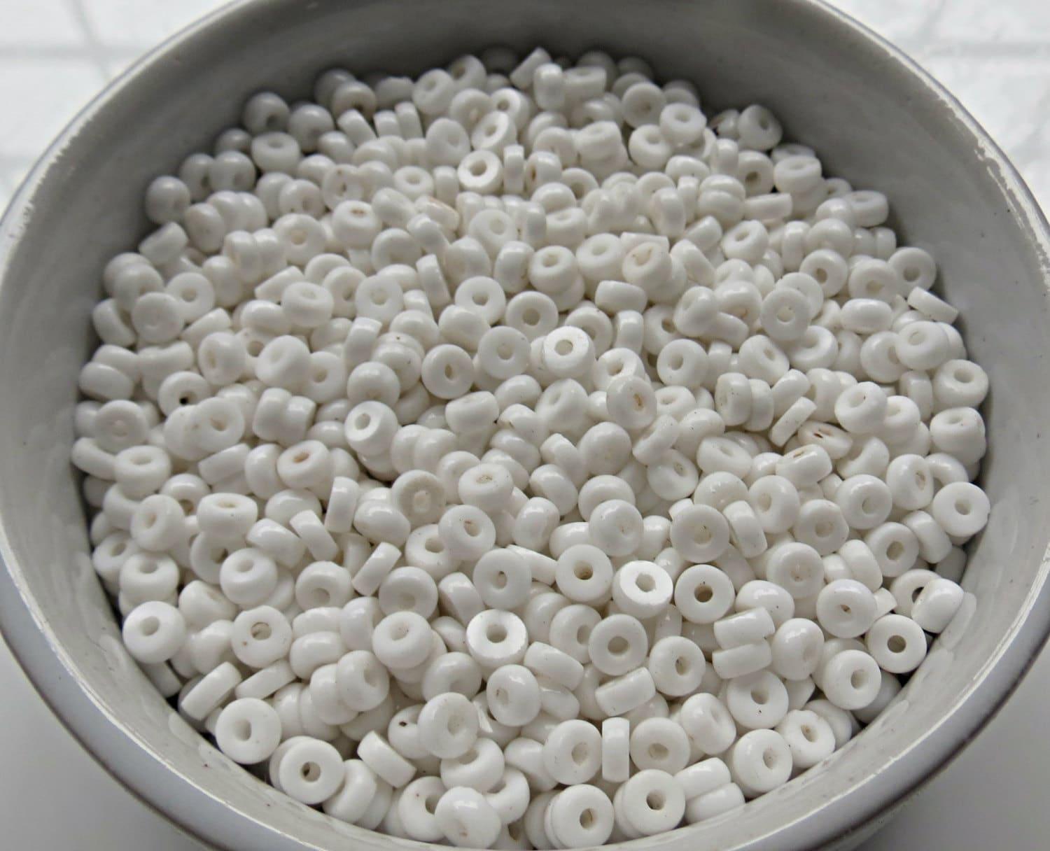 5MM Glass Sequins High Glaze Chalk White 5/10/20 Grams