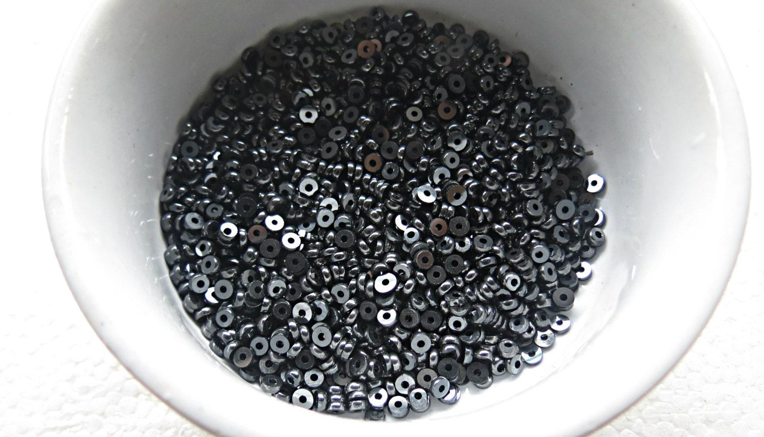 3MM Glass Sequins High Glaze Jet Hematite 5/10/20 Grams