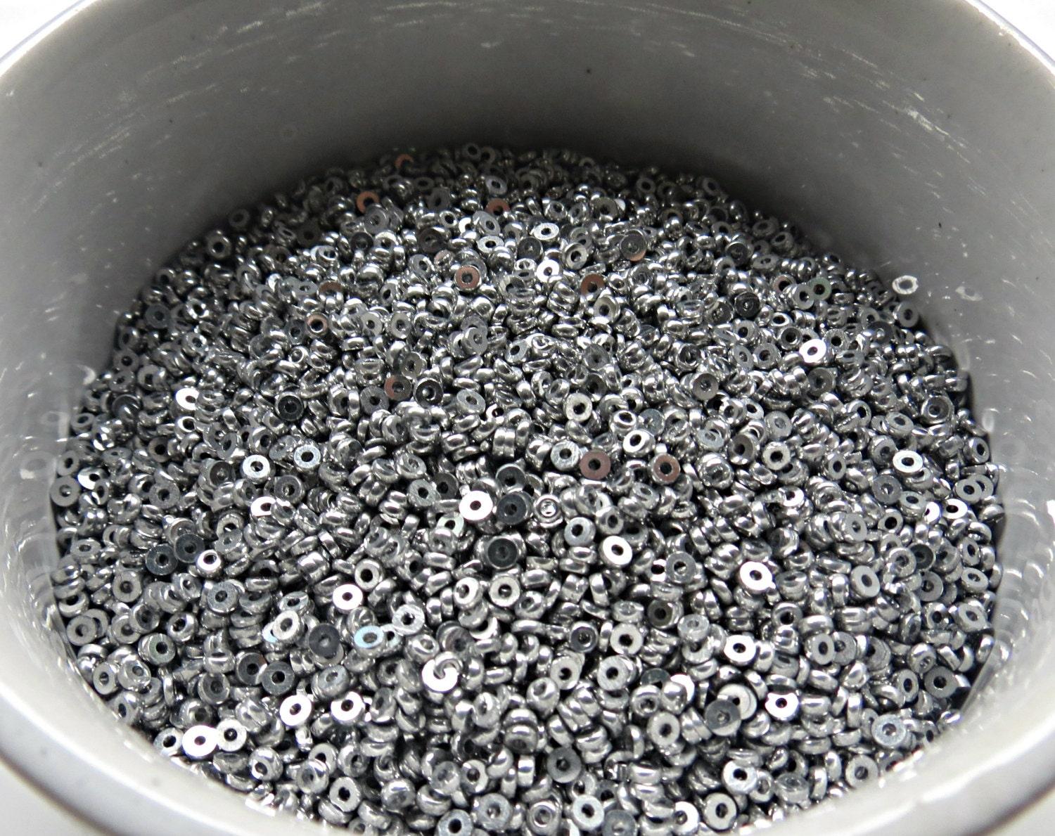 2MM Glass Sequins High Glaze Metallic Aluminium Silver 5/10/20 Grams