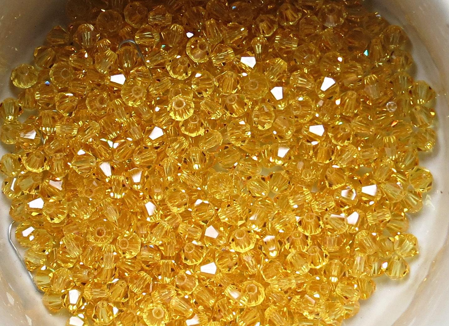 Light Topaz Swarovski Bicone 2.5mm Xillion Cuts 36/72/144/432/1000 Pieces Haute Couture materials