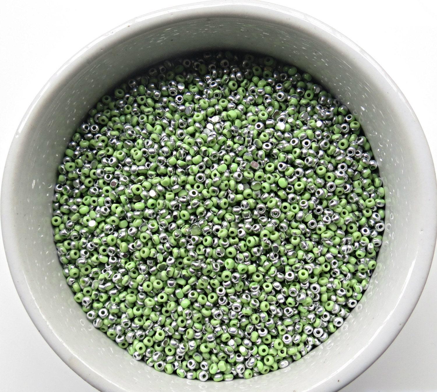 11/0 Charlotte true Cut Beads Patina Opaque Light Green Silver 10/20/50/250/500 Grams 1300 Pieces vintage findings, embroidery materials