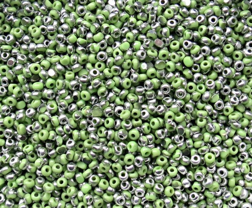 11/0 Charlotte true Cut Beads Patina Opaque Light Green Silver 10/20/50/250/500 Grams 1300 Pieces vintage findings, embroidery materials
