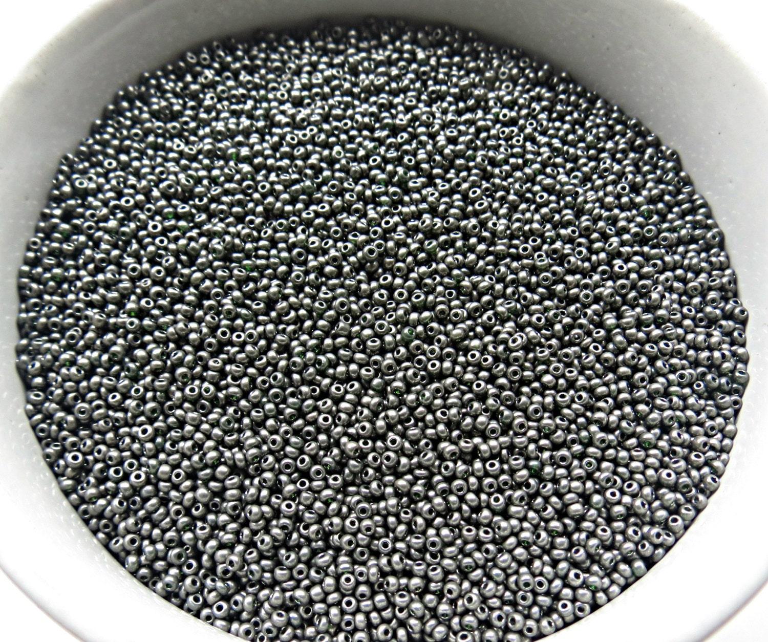 16/0 Micro Seed Beads 1.4 MM 10/20/50 Grams Gun Metal Vintage fine beads