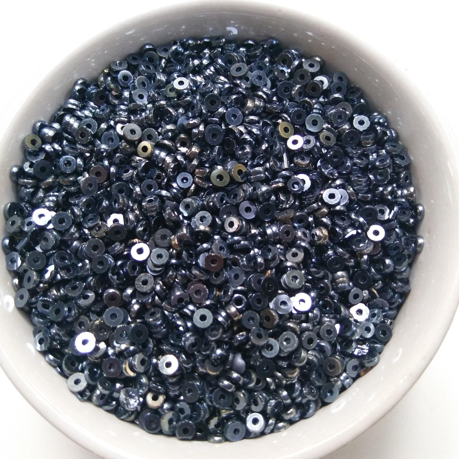 3MM Glass Sequins High Glaze Metallic Blue 5/10/20 Grams