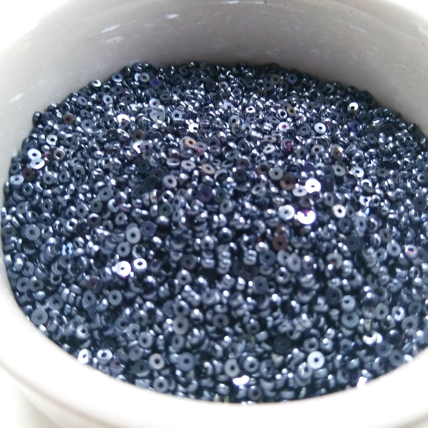 2MM Glass Sequins High Glaze Metallic Blue 5/10/20 Grams PREMIUM MATERIALS