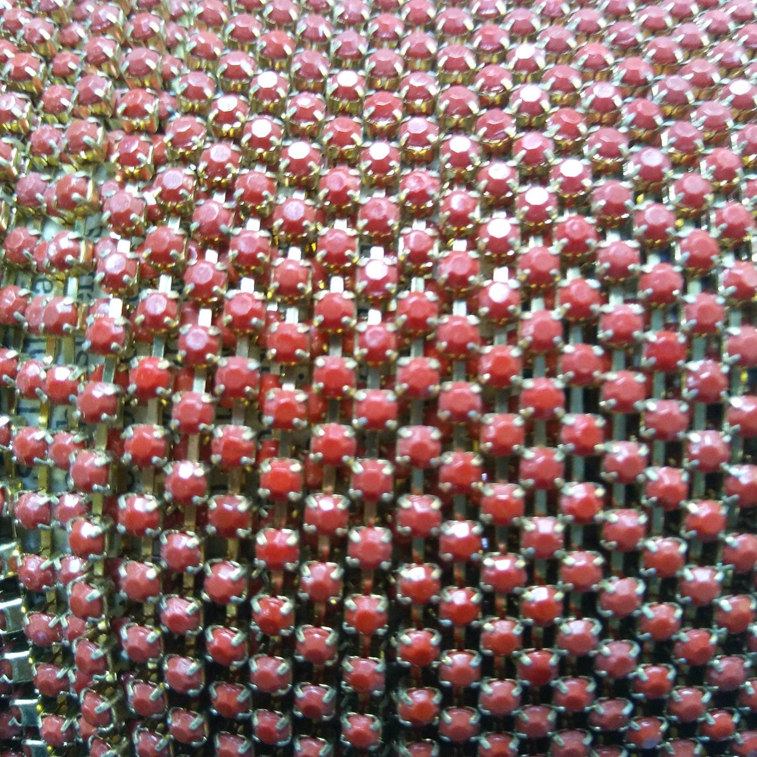 8 SS Rhinestone Chain Vintage Glass Pressed Chatons Opaque Light Red (2.5 mm) 1/2/5/15 Meters embroidery materials, craft vintage findings