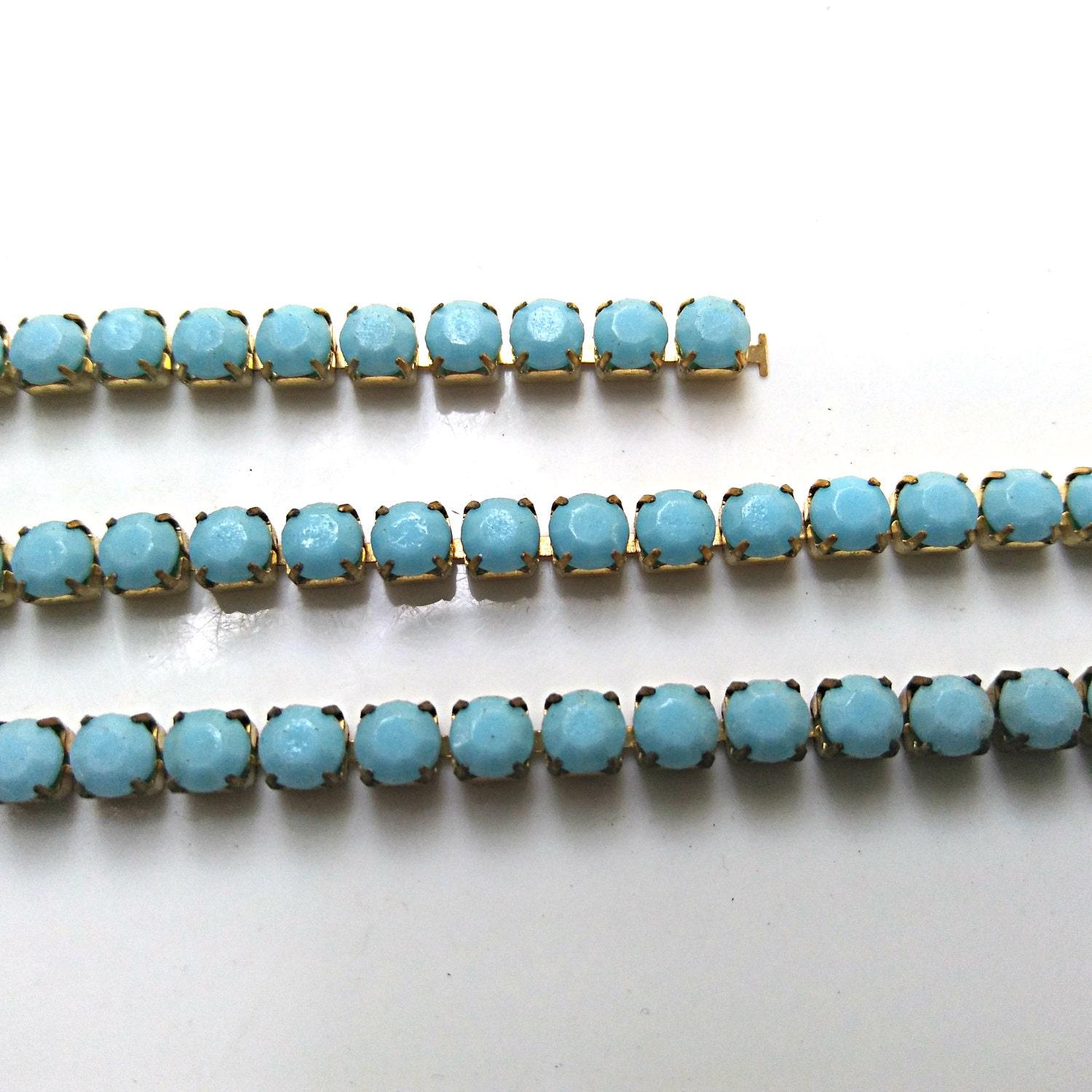 16SS Close Vintage Rhinestone Chain Turquoise 4mm 1/2/5/15 Meters vintage findings, strass chains, craft supplies, rare craft supplies, deco