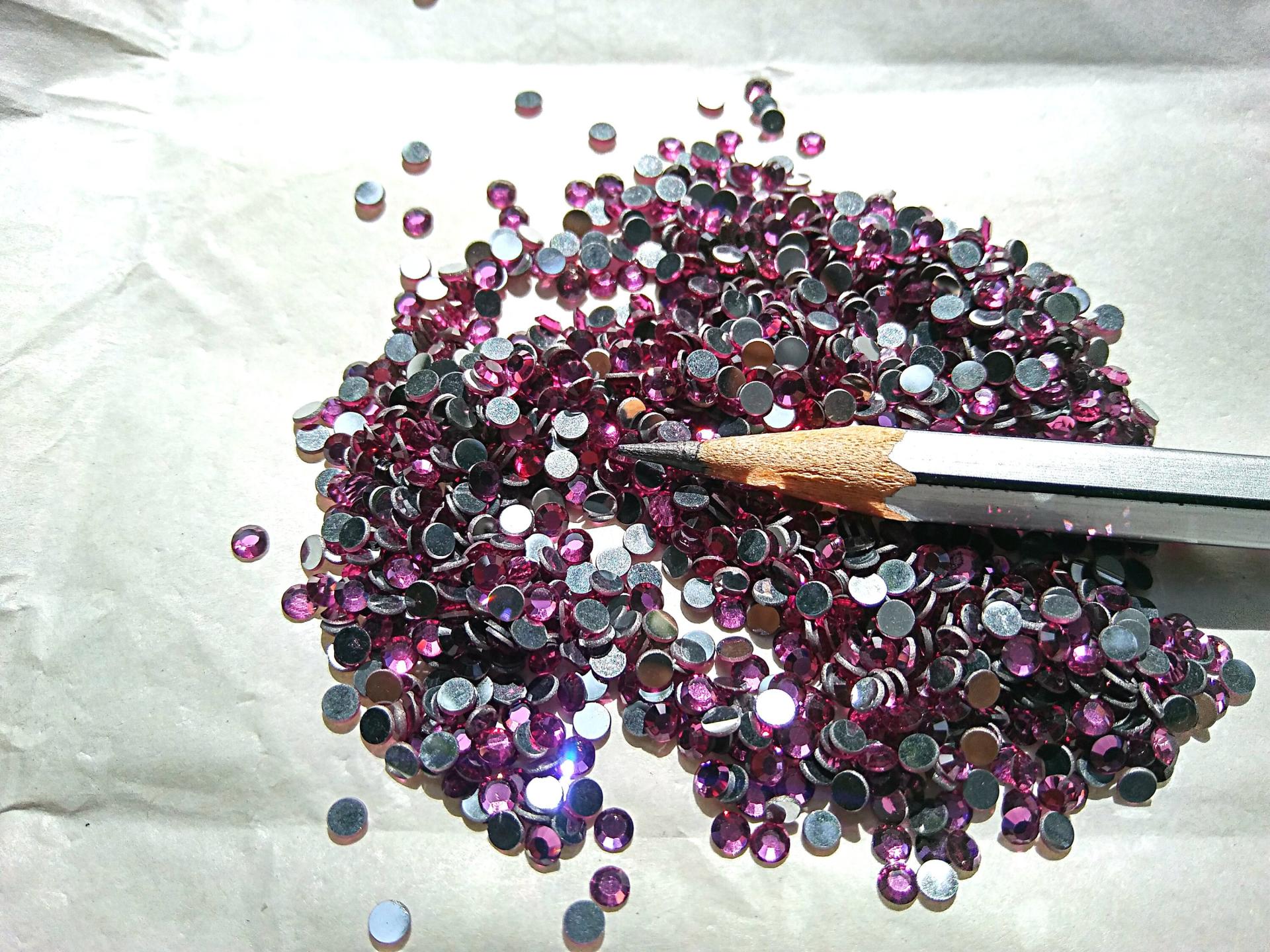 10/12SS Swarovski Flatbacks in Fuchsia Chaton Roses 2088 Made in Austria 72/144/720/1440 Nail art decoration, craft supplies, jewelry making