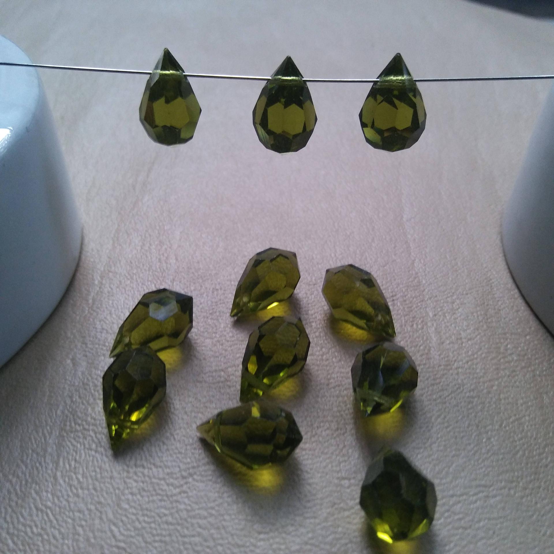 Vintage Swarovski crystal Drops 15x9 MM Fancy Crystal drops 6 Pieces