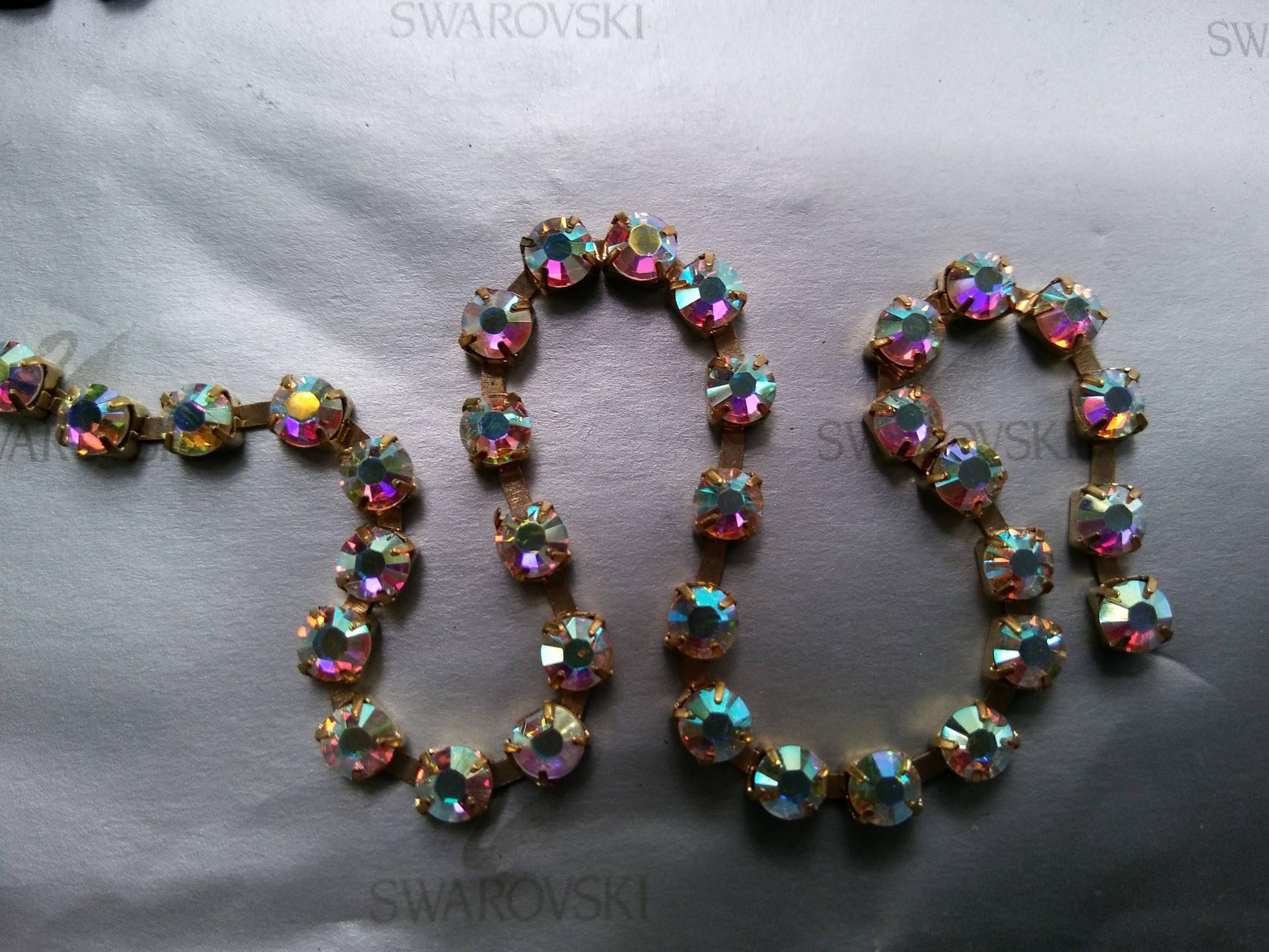 16ss Swarovski 2088 Chain in Flat Back Crystal Aurore Boreale (4mm) 0.5/1/2/5/15 Meters Brass/Vintage Black Settings Brooch Bouquet Supply