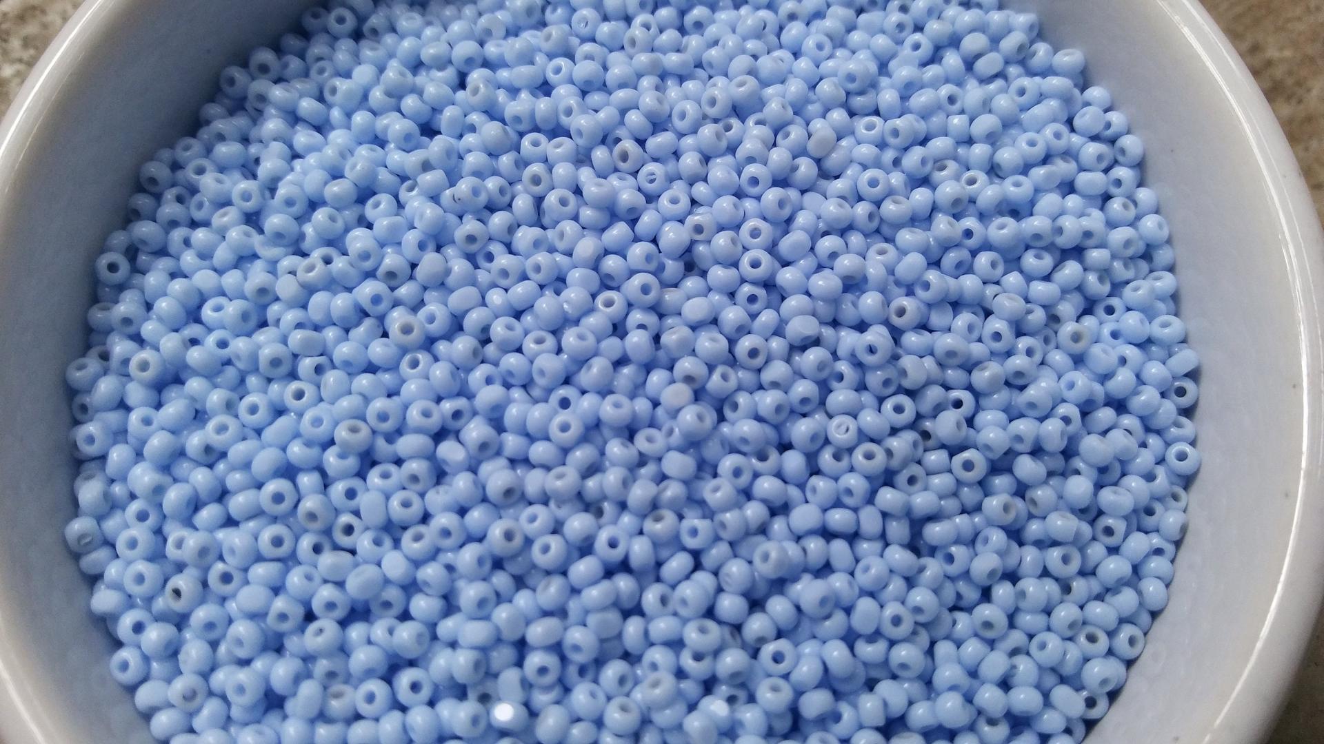 11/0 Charlotte true Cut Beads 2 MM Light Pale Blue opaque 10/20/50/250/500 Grams (10 Grams 1300 Pieces)