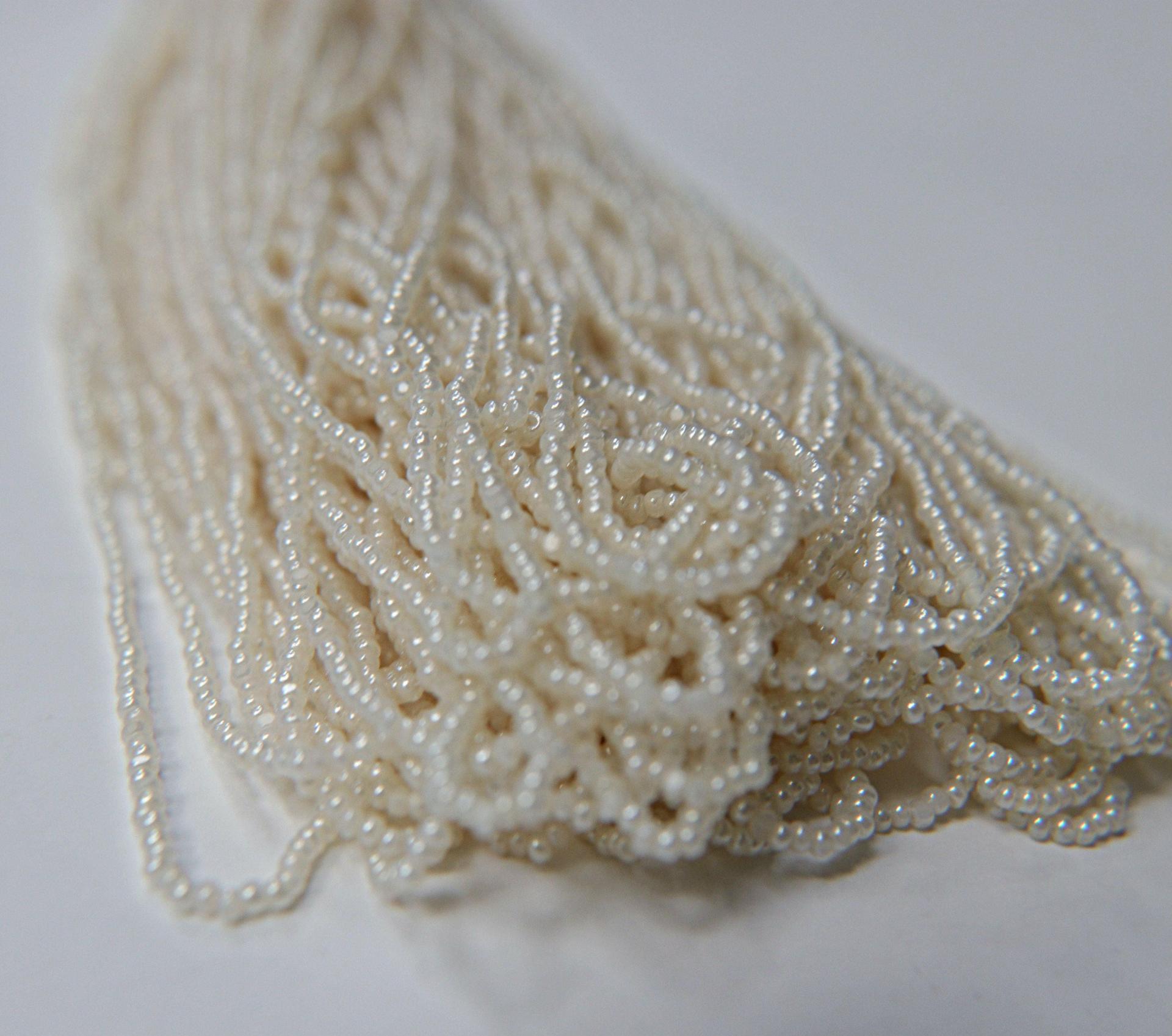 11/0 Hanks Charlotte Cut Beads Ceylon Pearl White 1/5/25/50/100 Hanks 2.0mm Ivory glass beads, jewelry supply, findings, craft supply