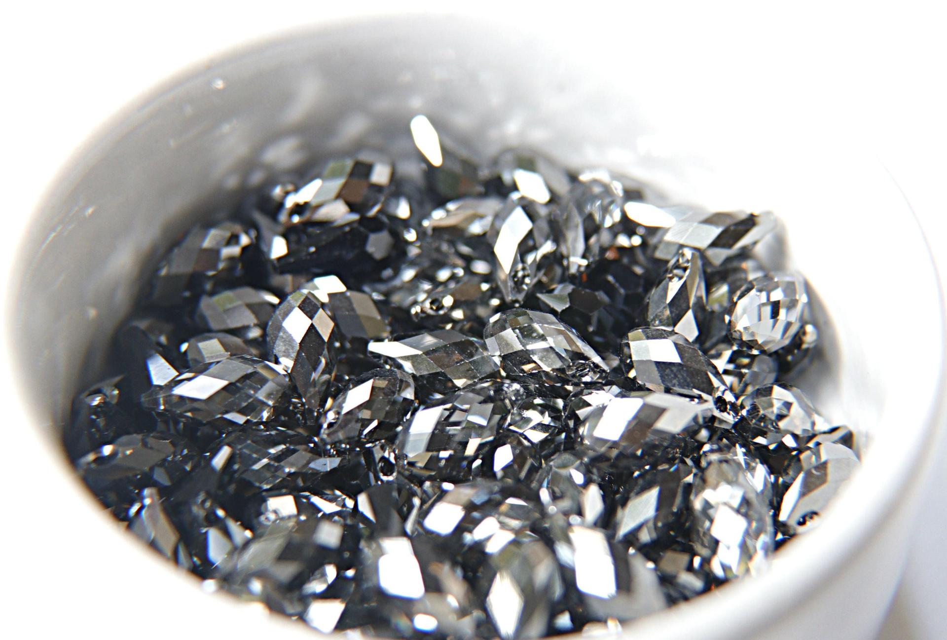 6010 Swarovski Briolette Pendants (3 Colors) 13 x 6.5 MM Fancy Crystal drops 2/6/12/36 Pieces