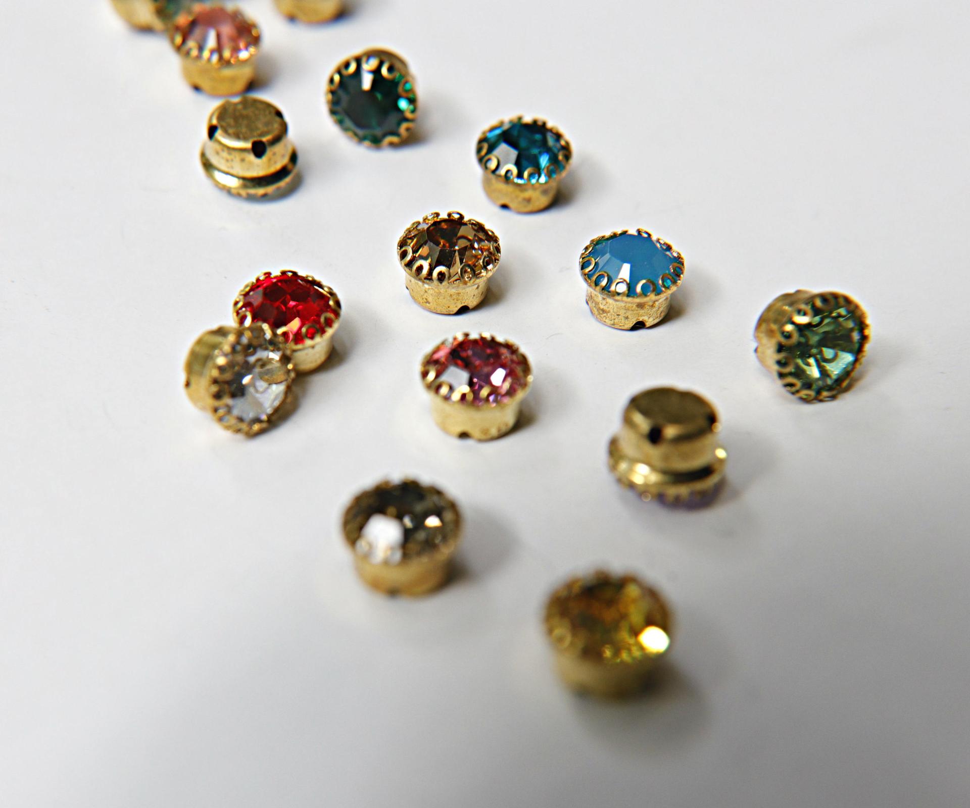 Swarovski 39ss Vintage Clips Sewon 27 Crystal Colors 4 Hole Sliders 6/12/24/100 Pieces BRASS SETTINGS embroidery materials craft vintage