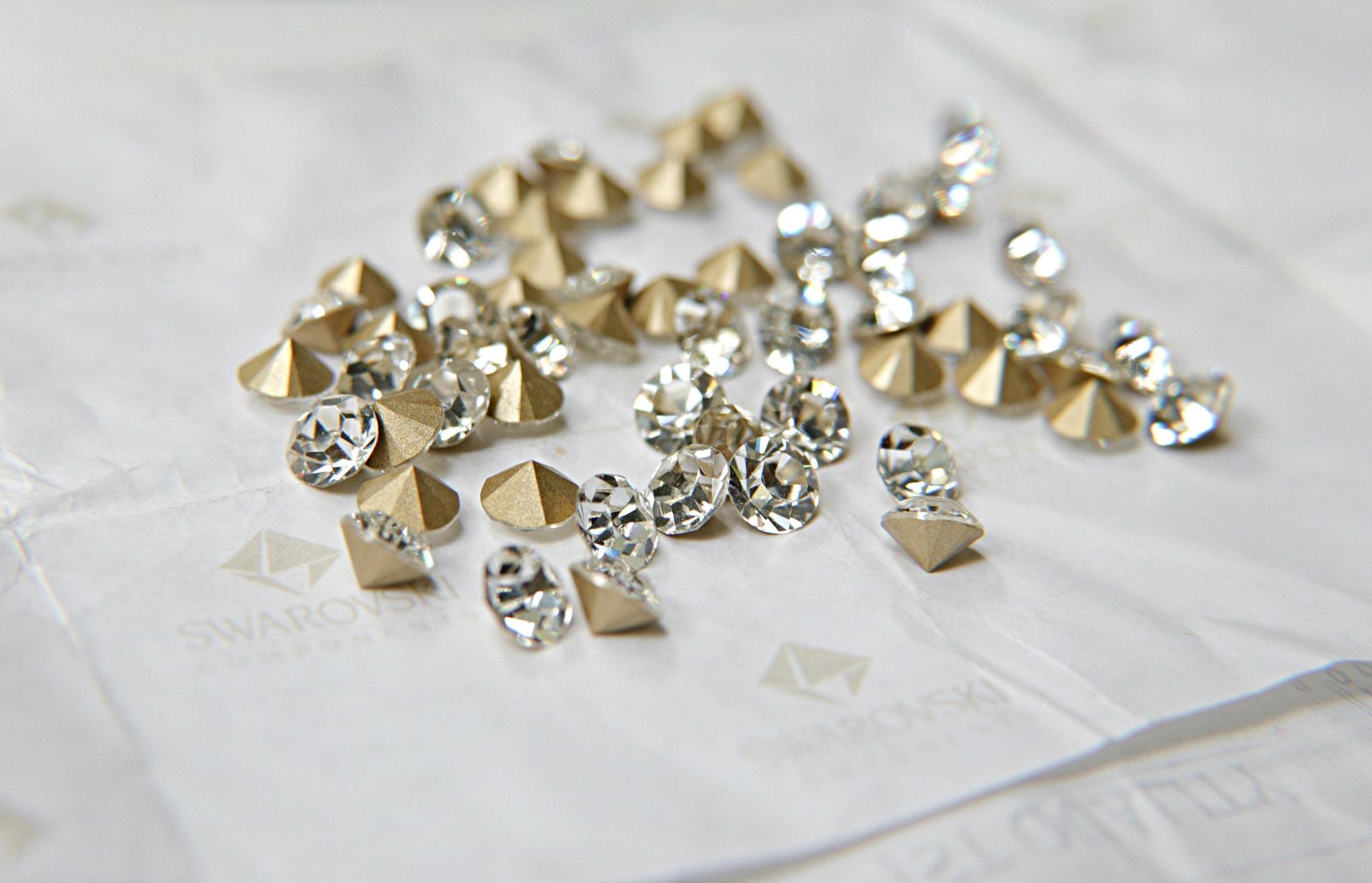 Austrian 24/28/38ss Chaton Round Crystal 6/12/24/100/300/500 Pieces 5.3mm / 6mm / 8mm