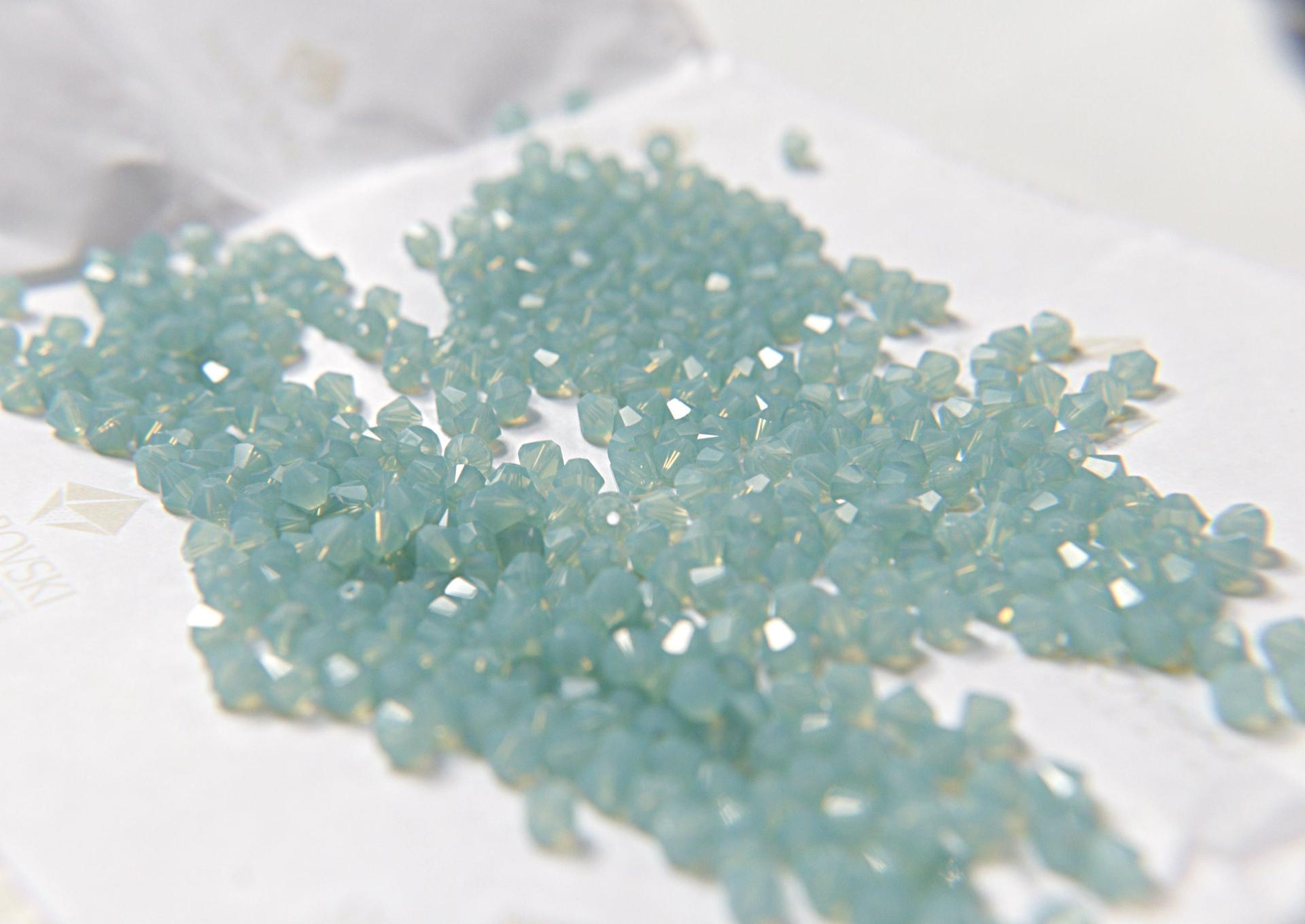 4mm Pacific Opal Swarovski Bicone Cuts 36/72/144/432/720 Pieces loose beads (390) embroidery materials, couture beading